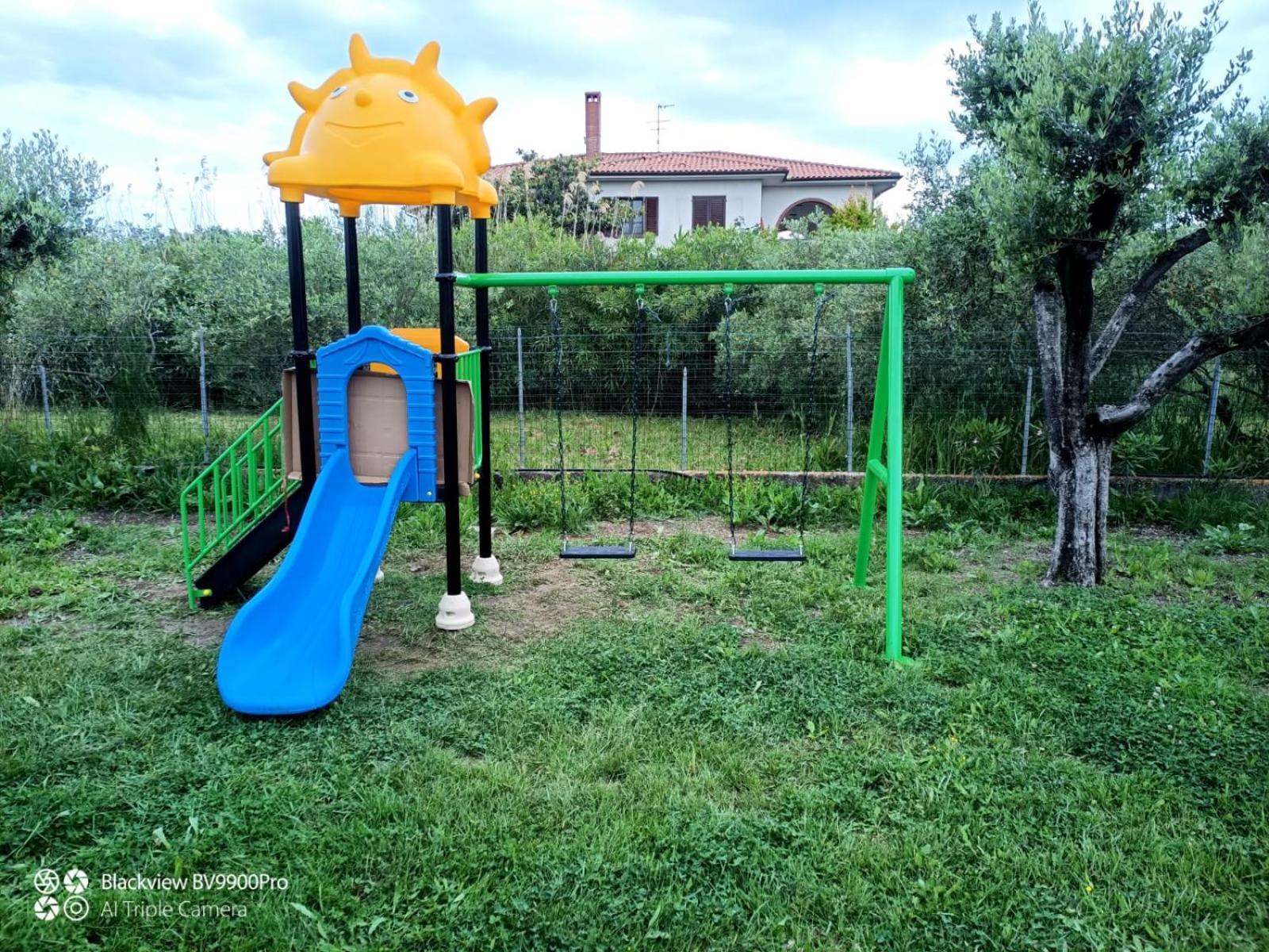 Delfino Tuscany Resort Марина-ді-Чечина Екстер'єр фото